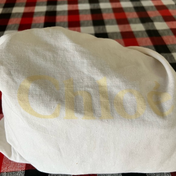 Chloé bag. 3 way , hand , crossbody, shoulder bag with gold hardware. - Picture 6 of 8